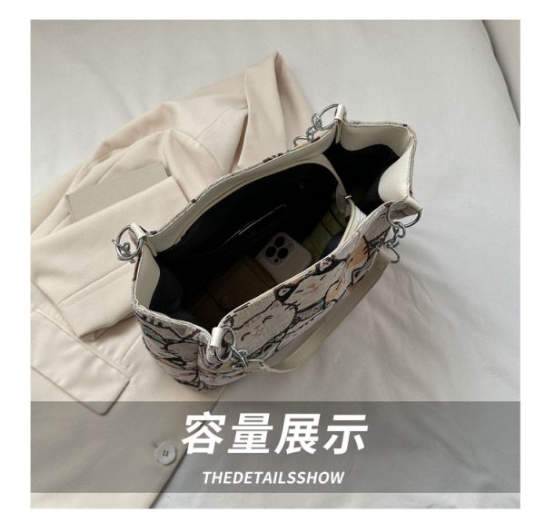Meow Tote - Image 6